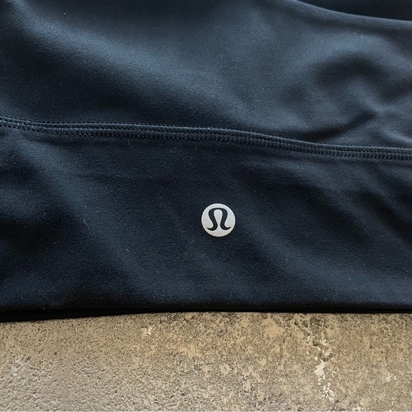 lululemon Black One-Shoulder Asymmetrical Bra Top - Picture 3 of 4